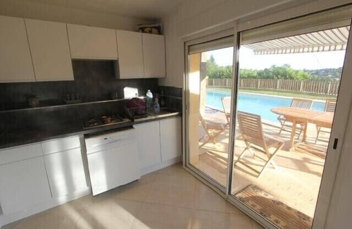 Sarlat-la-Caneda Historic Center House | Air-conditioned house, south view private heated swimming pool 13 m. JACUZZI.