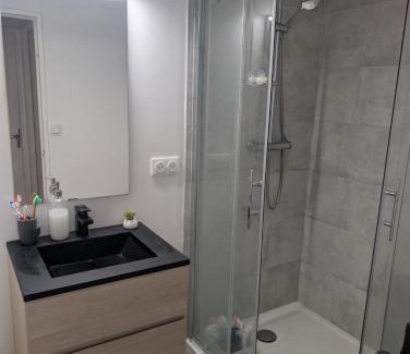 Anglet House | ANGLET, chambre privée