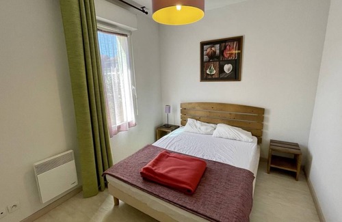 Aureilhan Apartment | Apartment in a residence with swimming pool on Lac d'Aureilhan - 6 pers