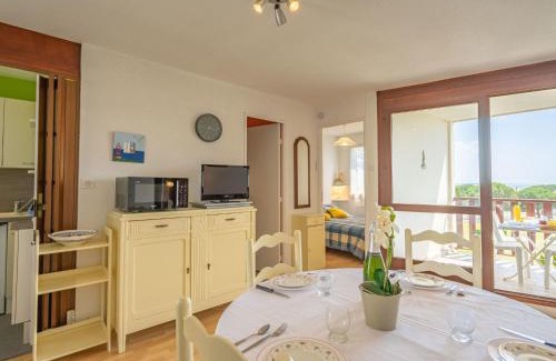 Vaux-sur-Mer Apartment | Apartment Les Balcons de l'Atlantique-10 by Interhome