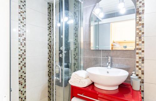 Mimizan-Plage Apartment | Apartment Les vagues by Interhome