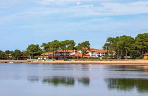 Soustons Apartment | Apartment Sowell Family Pignada Plage (SOU302) in Soustons - 6 persons, 2 bedrooms