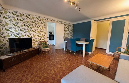 Ciboure Apartment | Apartment with garden and private pool in Ciboure