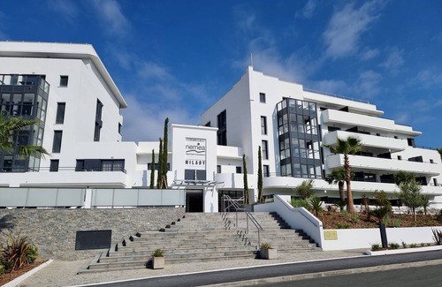 Biarritz Condo | Appartement Avec Access Sauna, Hammam et Gym!