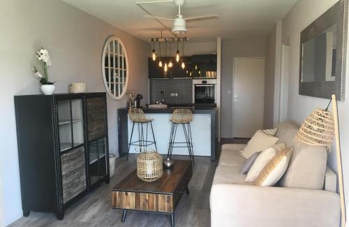 Le Moulleau Apartment | Appartement rénové centre Moulleau avec balcon et parking - FR-1-374-159