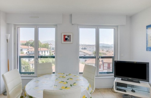 Saint-Jean-de-Luz City Center Apartment | Appartement Saint-Jean-de-Luz, 2 pièces, 4 personnes - FR-1-4-426