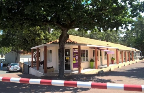 Saint-Georges-de-Didonne Apartment | At 200m from the beach your Mobil-home 4-6 pers