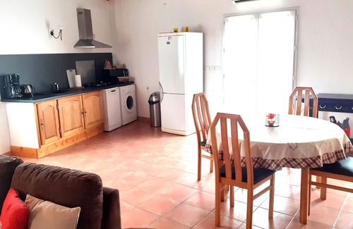 Vedene Apartment | AT DOORS OF AVIGNON ! PROVENCE & LUBERON