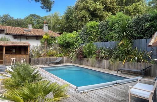 Le Moulleau House | AU MOULLEAU, 500 M FROM THE BEACH AND SHOPS, WITH HEATED SWIMMING POOL