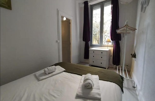 Bayonne Apartment | Baiona Sainte Cath 1-Bat