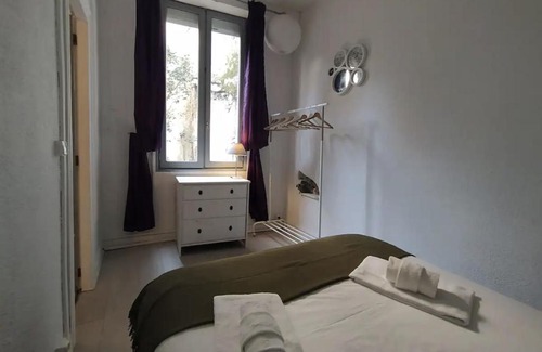 Bayonne Apartment | Baiona Sainte Cath 1-Bat