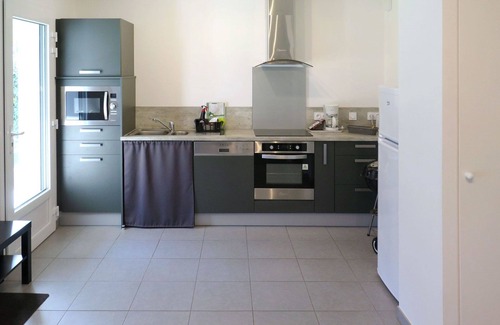 Messanges Apartment | Beautiful apartment for 6 people with WIFI, pool, TV, terrace and pets allowed