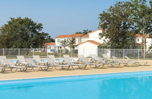 La Flotte House | Beautiful home in Talmont Saint Hilaire