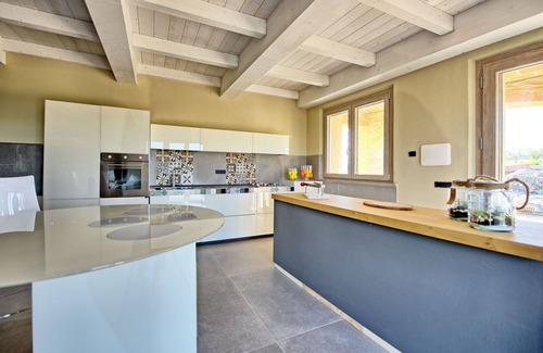 Peccioli Villa | Beautiful private villa for 12 guests with private pool, WIFI, A/C, TV, patio and panoramic view