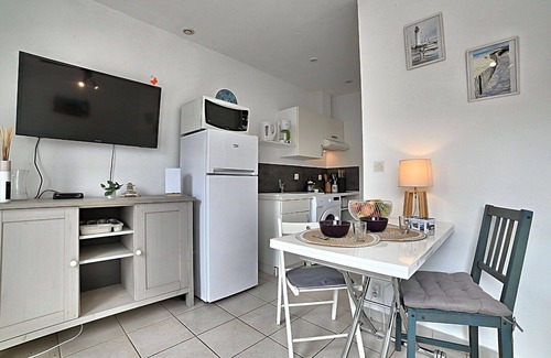 Cheray House | Beautiful villa for 4 people with WIFI, pool and terrace