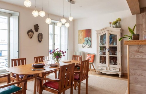 La Rochelle City Centre Bed & Breakfast | Bed and breakfast ∙ 5 bedrooms ∙ 15 guests