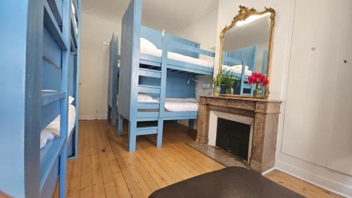 Grand Parc-Paul Doumer Hostel | Bed in 6-Bed Mixed Dormitory Le Jardin Cafe