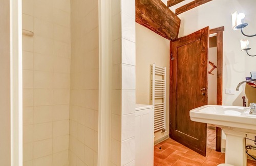 Monterchi House | Belvilla by OYO Welcoming Holiday Home with Pool