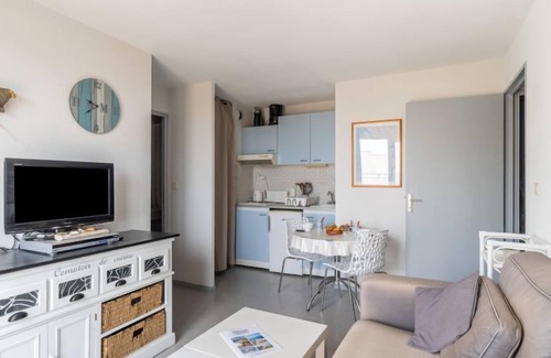 Lacanau-Ocean Apartment | Bleu Marine by Interhome