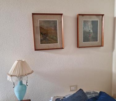Empoli House | Blu room