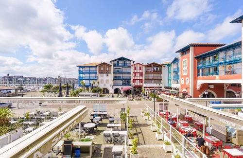 Hendaye Apartment | Bright Apartment with Parking by Marina, 200m from the Beach