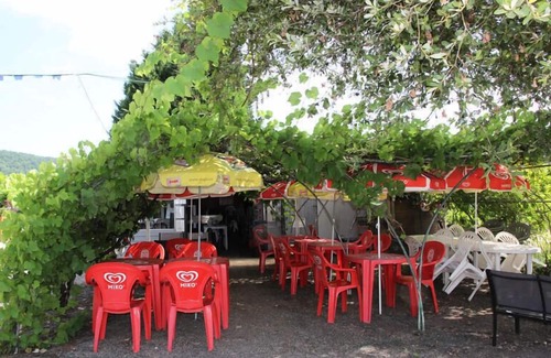 Fumel House | Campsite Les Catalpas* - 3 Room Chalet 5 People