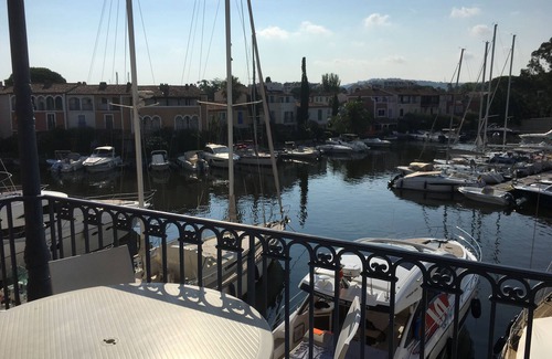 Port Grimaud Apartment | Canal view apartment in Port Grimaud near St Tropez