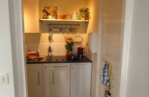 Sarlat-la-Caneda Apartment | Cezanne, charming apartment in Sarlat. Ideal for couples. Free wifi and parking