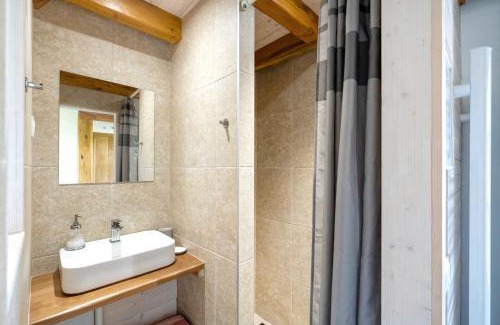 Ainhoa Bed & Breakfast | Chambre d'Hôte Goitik Ikusita