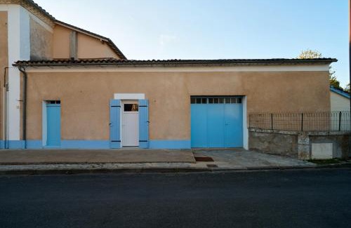 Neuvic Bed & Breakfast | Chambre D'hotes - La Bonbonnière