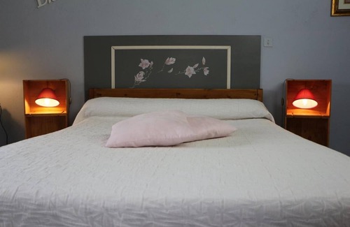 Vignonet House | Chambres Peyroutas