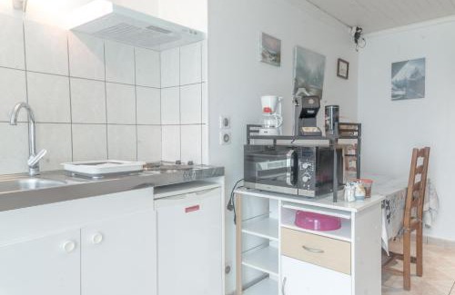 Montignac-Charente Apartment | Charmant studio meublé