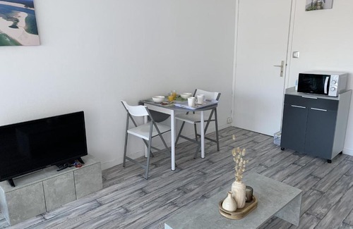 Andernos-les-Bains Apartment | Charmant studio lumineux avec balcon centre-ville proche plage