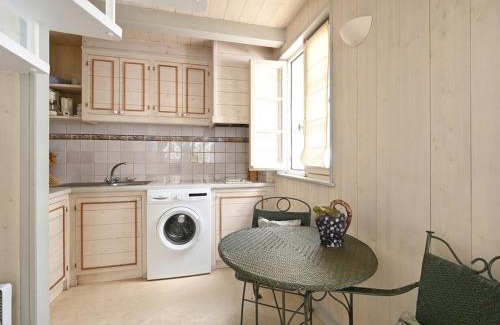 Les Portes-en-Re House | Charmante Maison de Village au Cœur des Portes-en-Ré, Proche Plage et Golf - FR-1-434-86