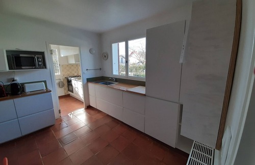 Hendaye House | Charming 3-Star Beach House, Ideal for Families, with Garden and Parking