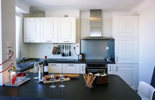 Biarritz City Centre Apartment | CITY VIEW KEYWEEK Apartment in the heart of Biarritz close to the beach