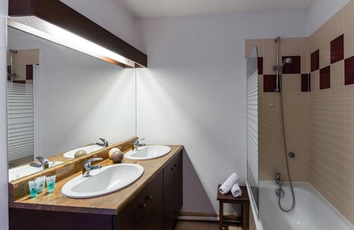 Bergerac Condo | Condo ∙ 1 bedroom ∙ 4 guests