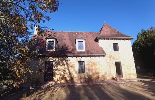 Castels House | Confortable Maison de Campagne Idéalement Située en Plein Coeur du Périgord Noir
