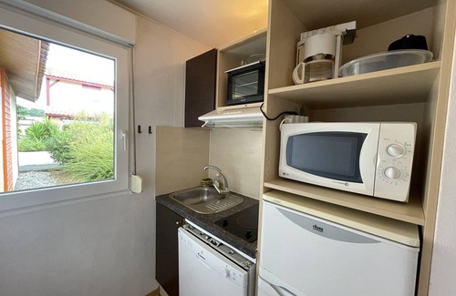 Soustons Apartment | Cozy Apartment in Soustons with Pool, Tennis, and Near the Beach