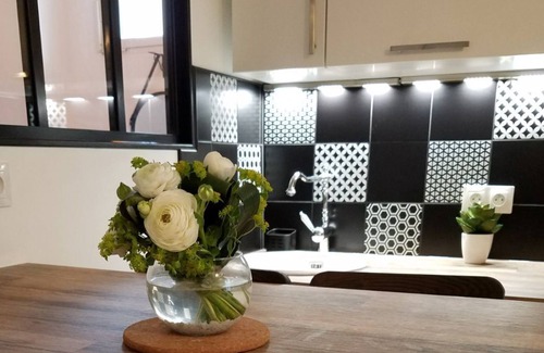 La Rochelle City Centre Apartment | Cozy T2 downtown - old harbor with terrace