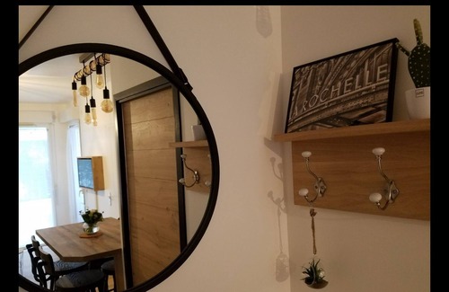 La Rochelle City Centre Apartment | Cozy T2 downtown - old harbor with terrace