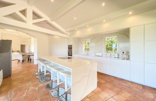 Sainte-Maxime - Saint-Tropez Villa | Divine Grimaud Villa with Spectacular Views & Private Pool