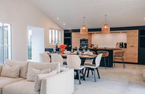 Le Bois-Plage-en-Re Villa | Domaine Blueberry - New Villas