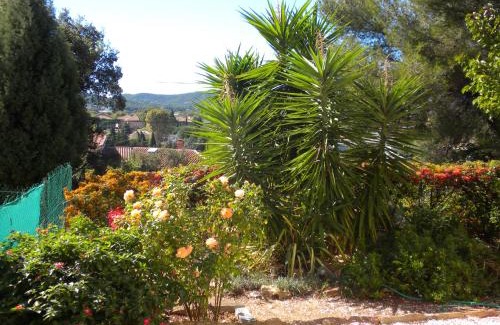 Le Lavandou Apartment | Ecrin de verdure sur Le Lavandou - Classement Tourisme 3 Etoiles
