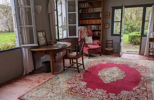 Saint-Ciers-du-Taillon House | Fabulous family French farm House with pool in quiet hamlet .
