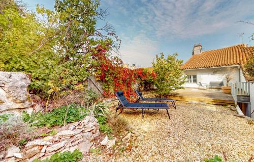 Verteuil-sur-Charente House | Ferienhaus mit Charakter und Terrasse in perfekter Lage