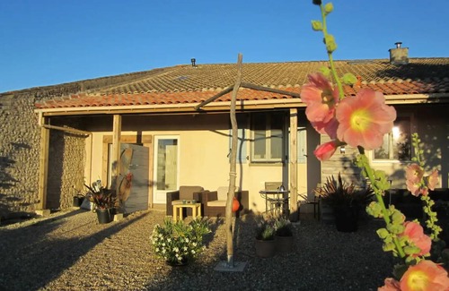 Chenac-Saint-Seurin-d'Uzet House | 28 m² House ∙ 1 bedroom ∙ 2 guests