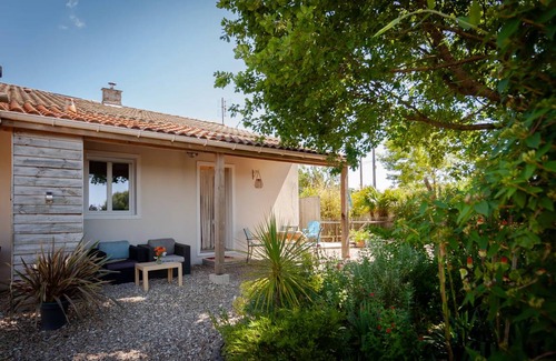 Chenac-Saint-Seurin-d'Uzet House | 39 m² House ∙ 2 bedrooms ∙ 3 guests