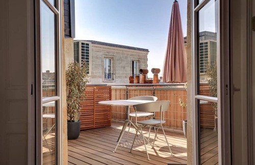 Bordeaux City Centre Apartment | 38 m² Apartment ∙ 1 bedroom ∙ 4 guests