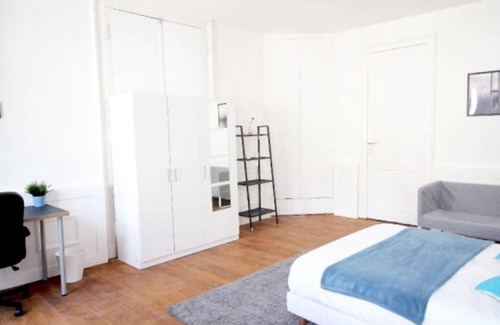 Bordeaux City Centre Resort | 166 m² Private room ∙ 1 bedroom ∙ 7 guests